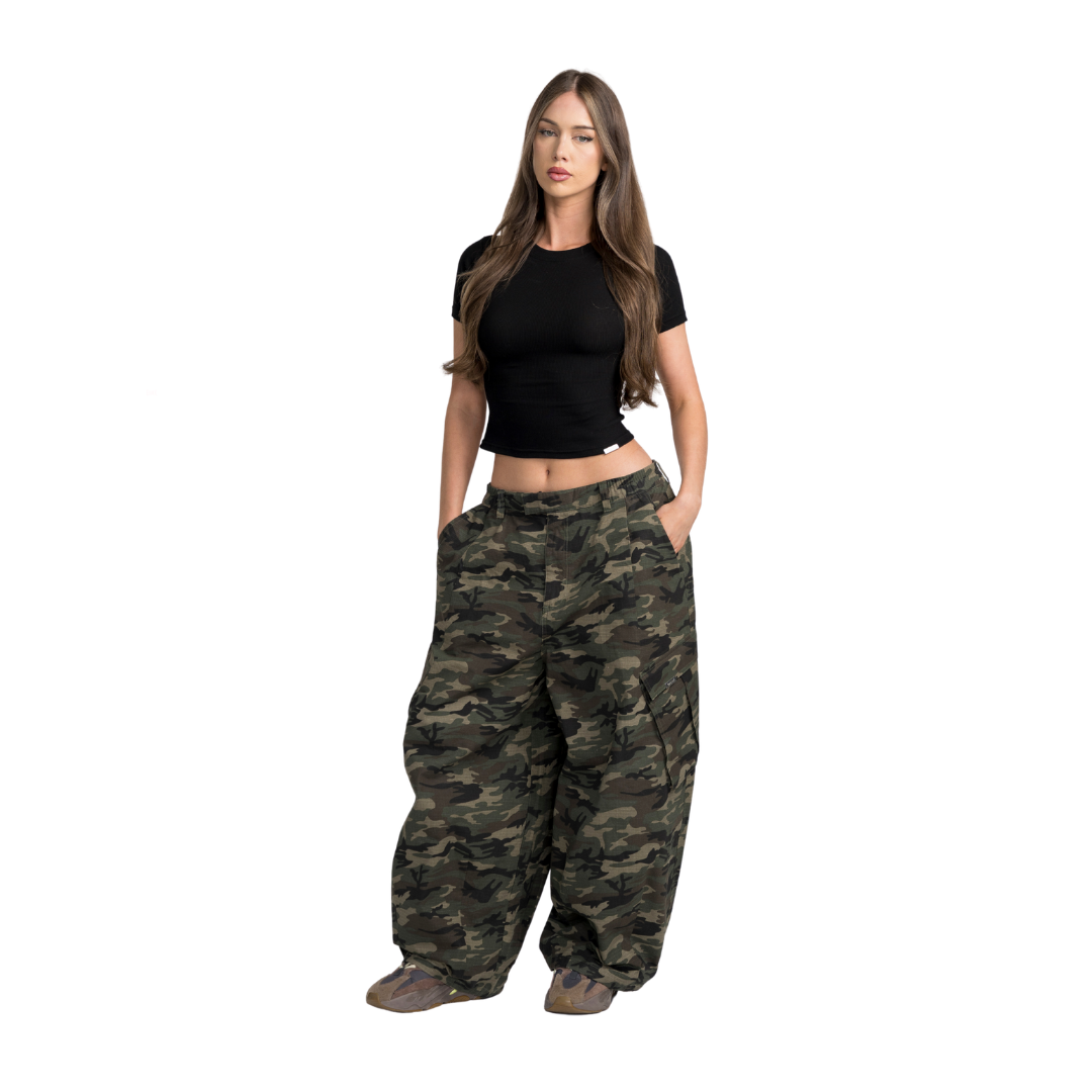 EBB - Balloon Cargo Pants - Camo