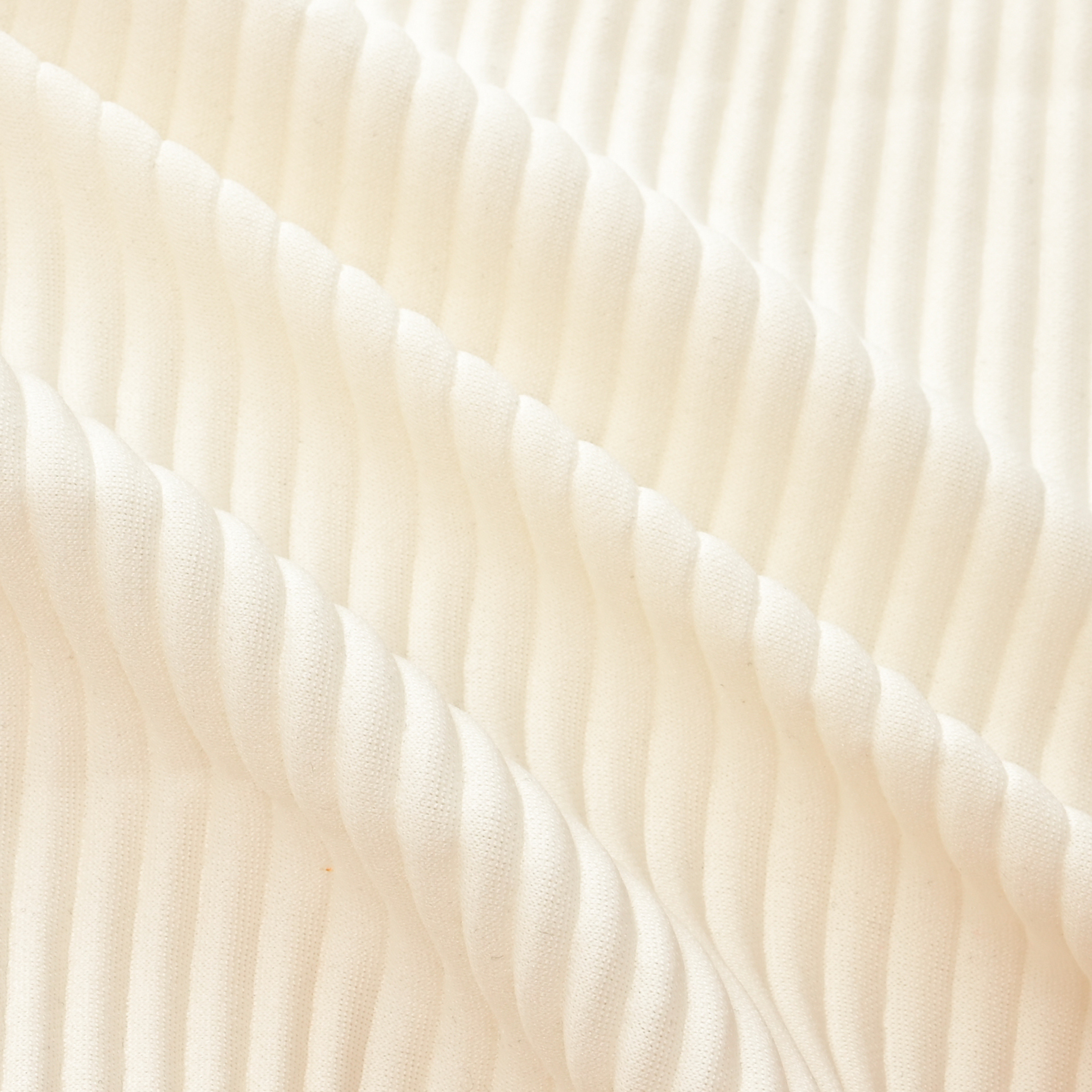 EBB - Signature Pleated Shorts - Bone White