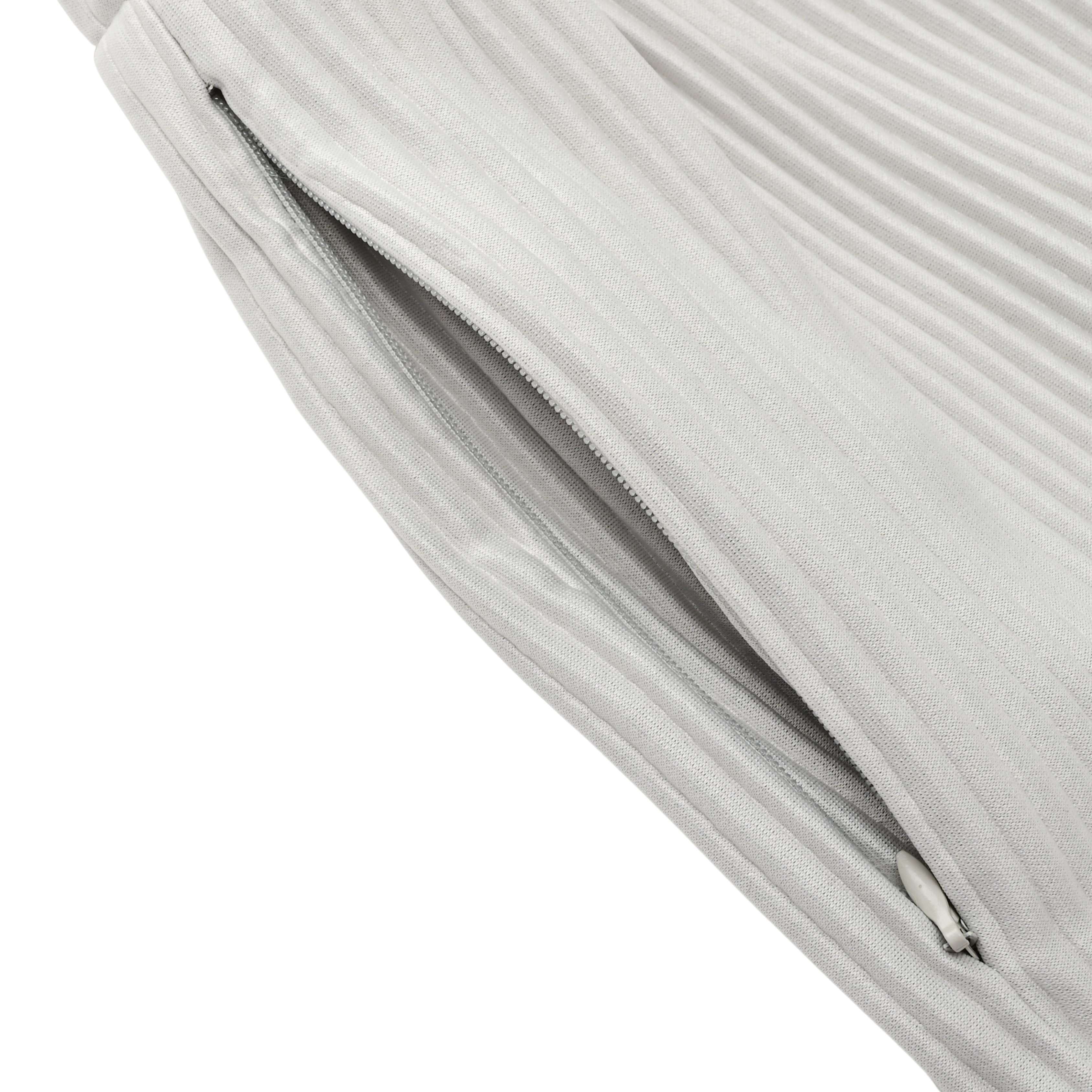 EBB - Signature Pleated Shorts - Grey