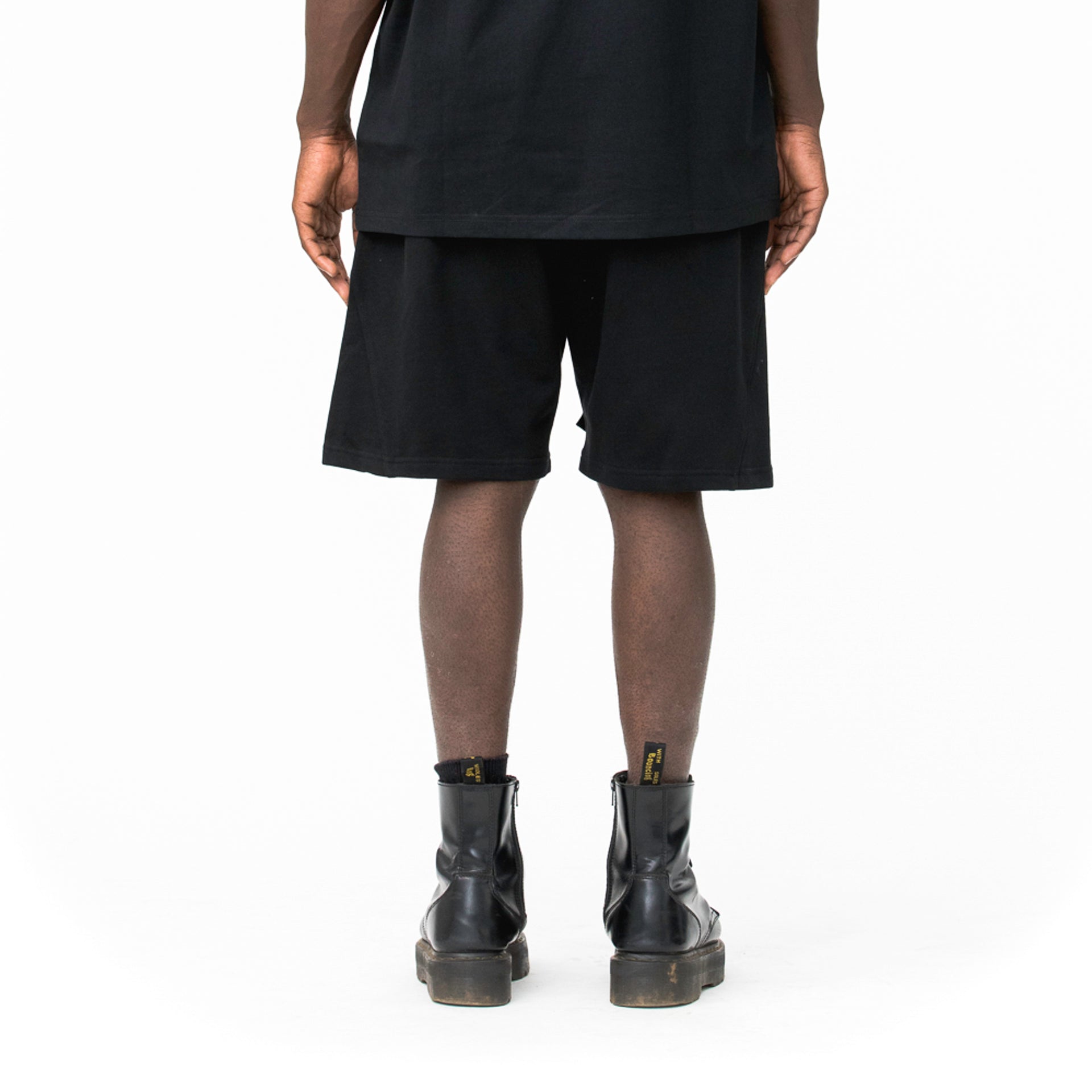 EBB DROPOUT Shorts