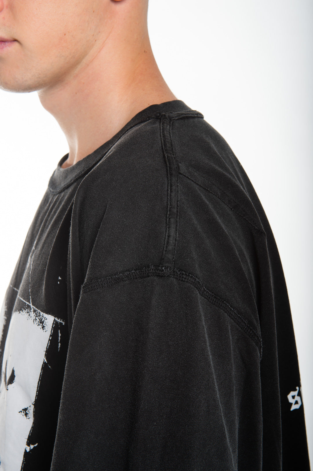 “SIX YEARS OF THE VISION” Oversized Shirt